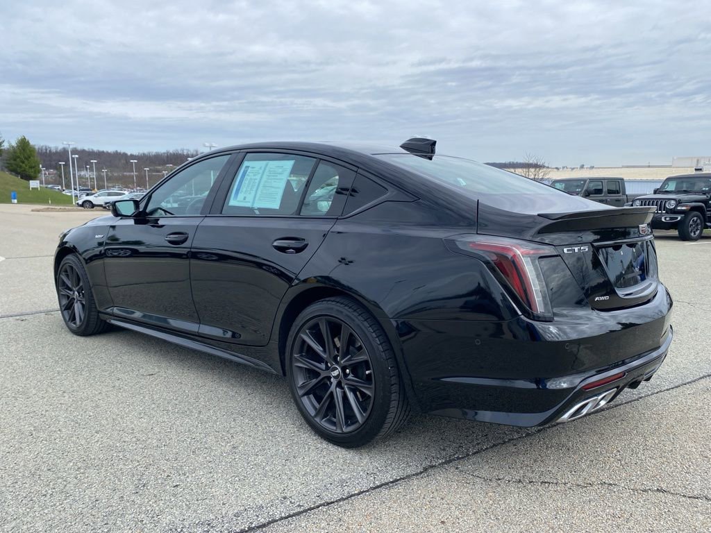 Used 2025 Cadillac CT5 V w/ Platinum Package image 5