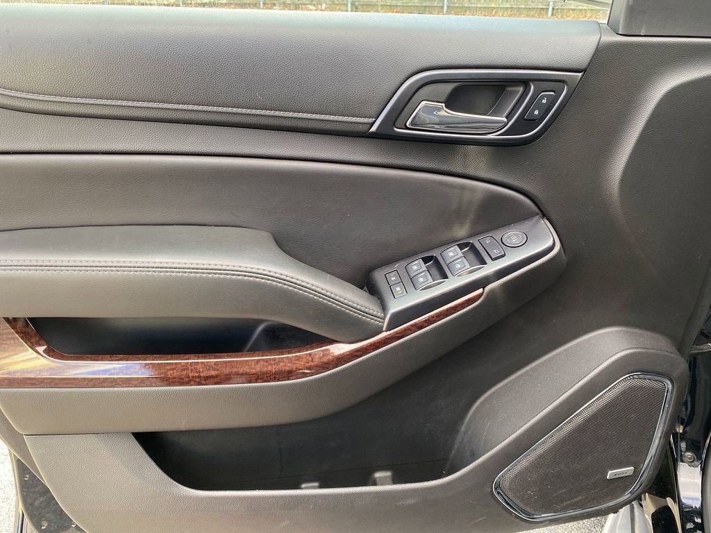 Used 2018 GMC Yukon SLE image 11