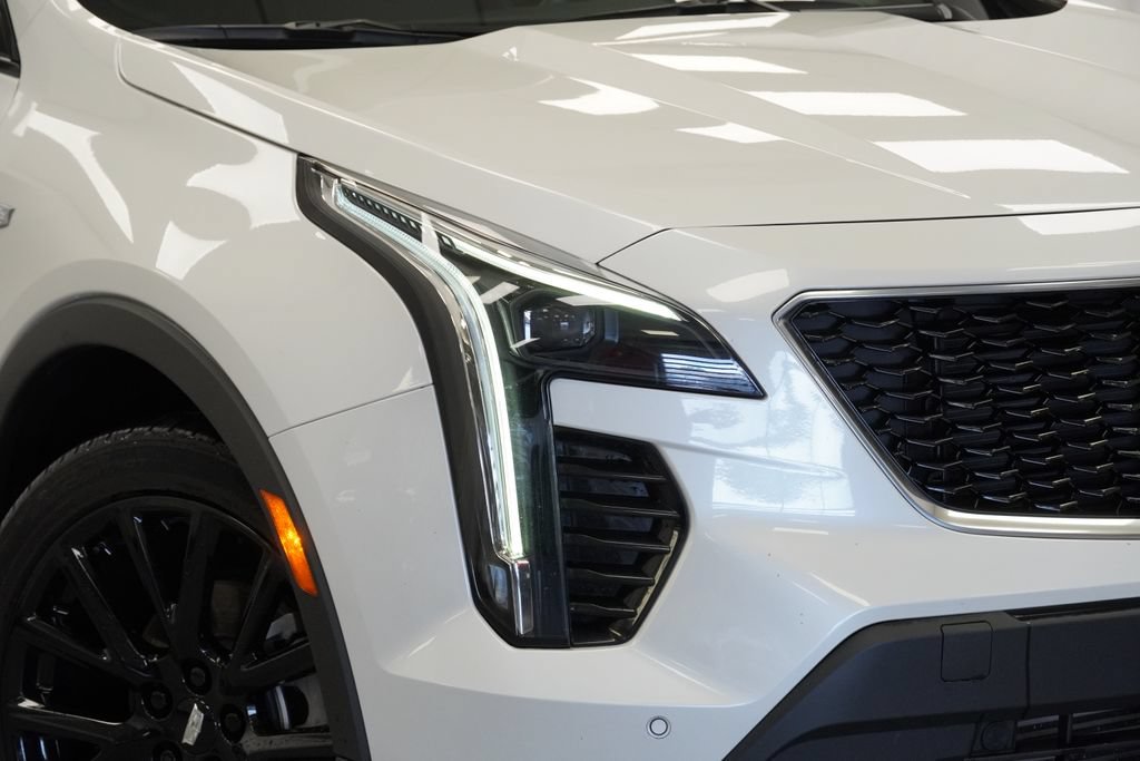 Used 2023 Cadillac XT4 Sport w/ Cold Weather Package AWD/4WD image 35