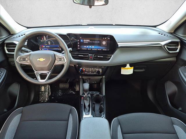 New 2026 Chevrolet TrailBlazer LT w/ LT Cold Weather Package FWD image 13