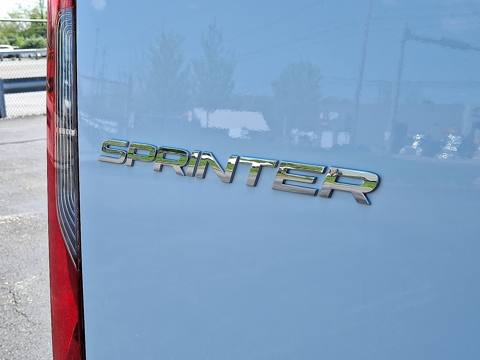 Used 2025 Mercedes-Benz Sprinter 2500 image 29