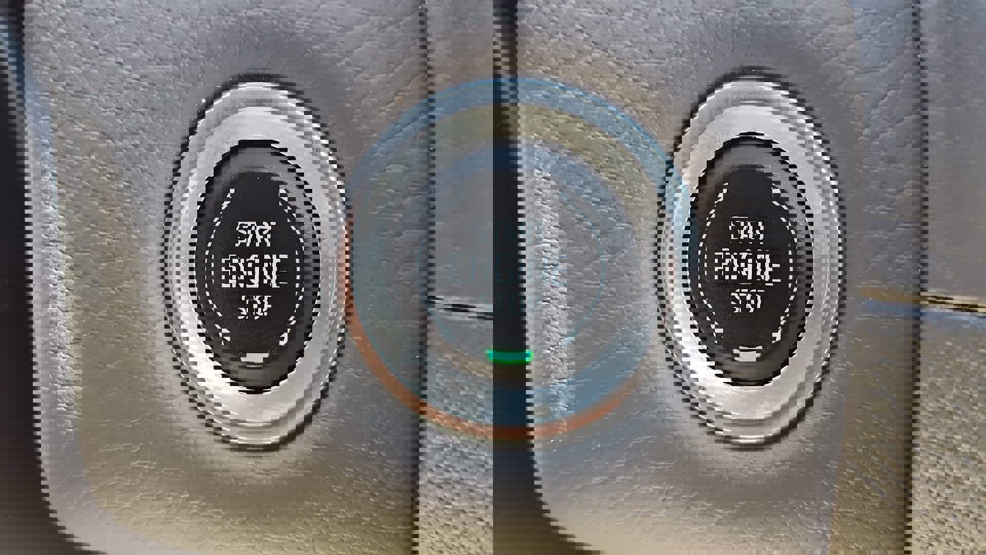 Used 2024 GMC Yukon XL Denali w/ Denali Reserve Package image 18