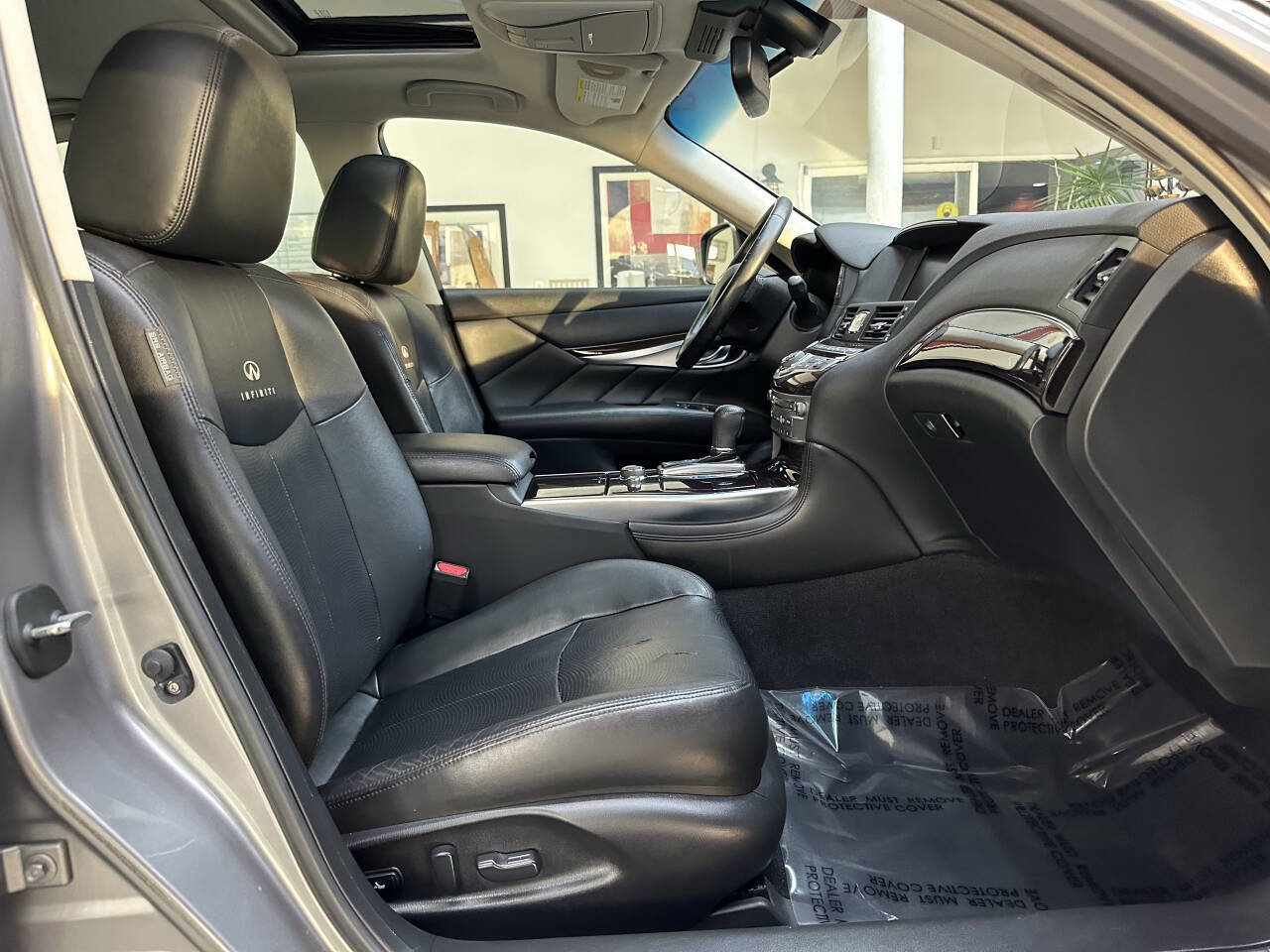 Used 2013 INFINITI M35 Base 4dr Sedan w/ Premium Pkg image 17