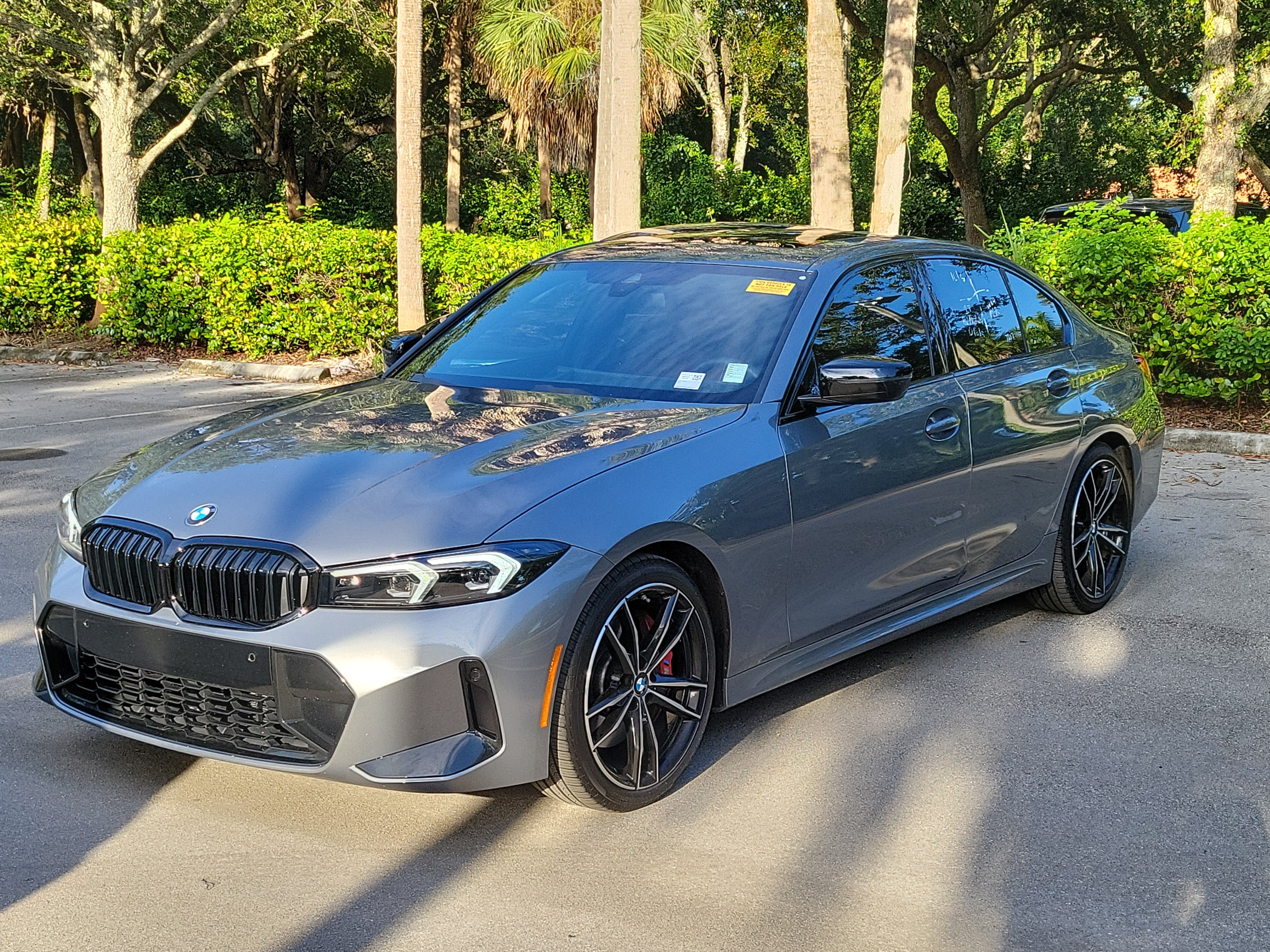 Used 2024 BMW 330i Sedan w/ M Sport Package RWD image 3