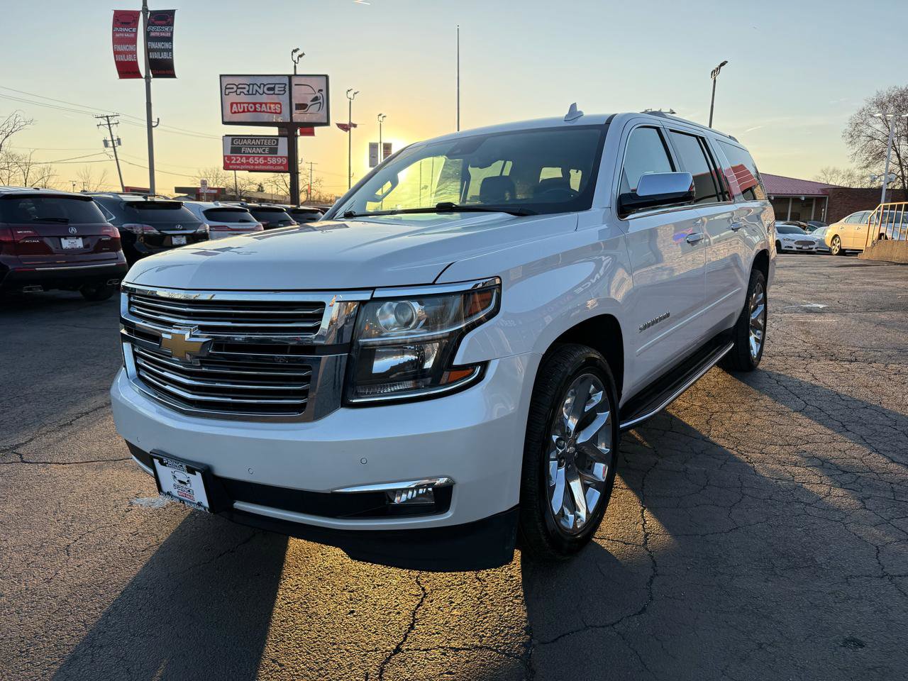 Used 2020 Chevrolet Suburban Premier AWD/4WD image 3