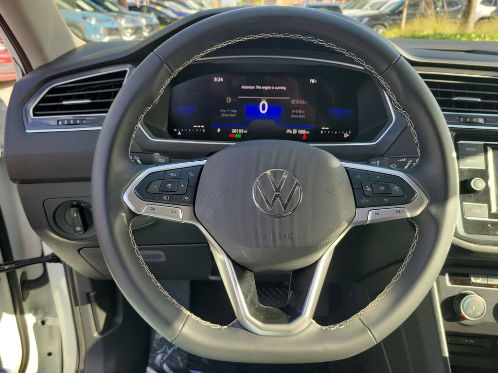 Used 2024 Volkswagen Tiguan S image 17