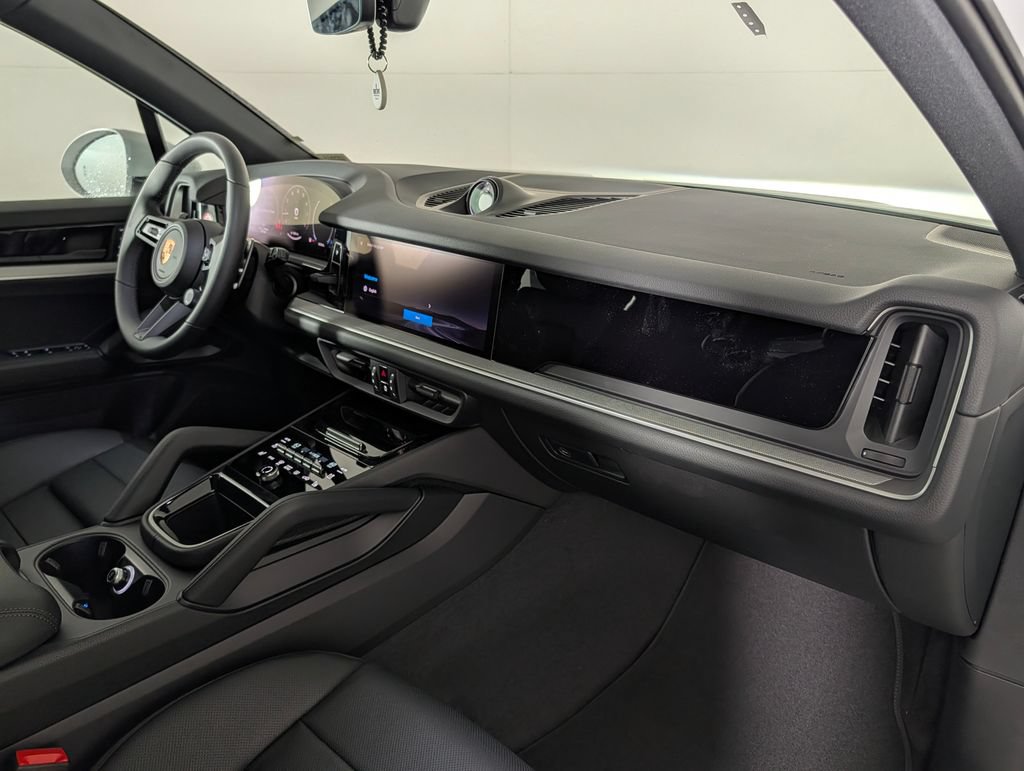 New 2026 Porsche Cayenne AWD/4WD image 19