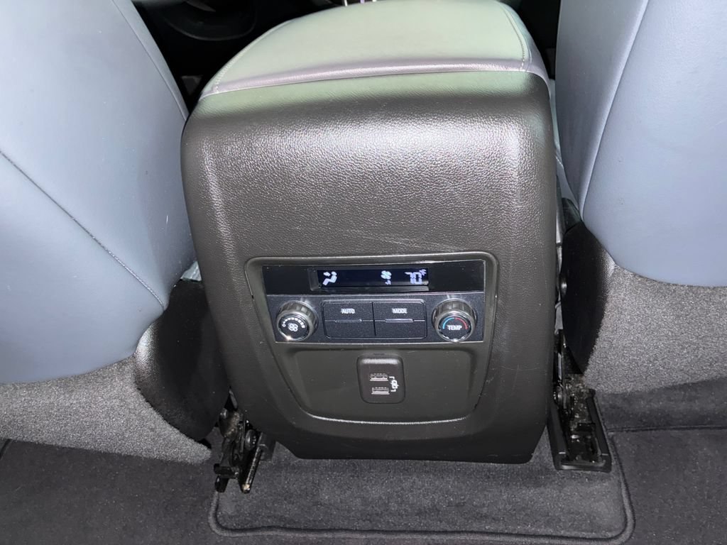 Used 2019 Buick Enclave Essence FWD image 30