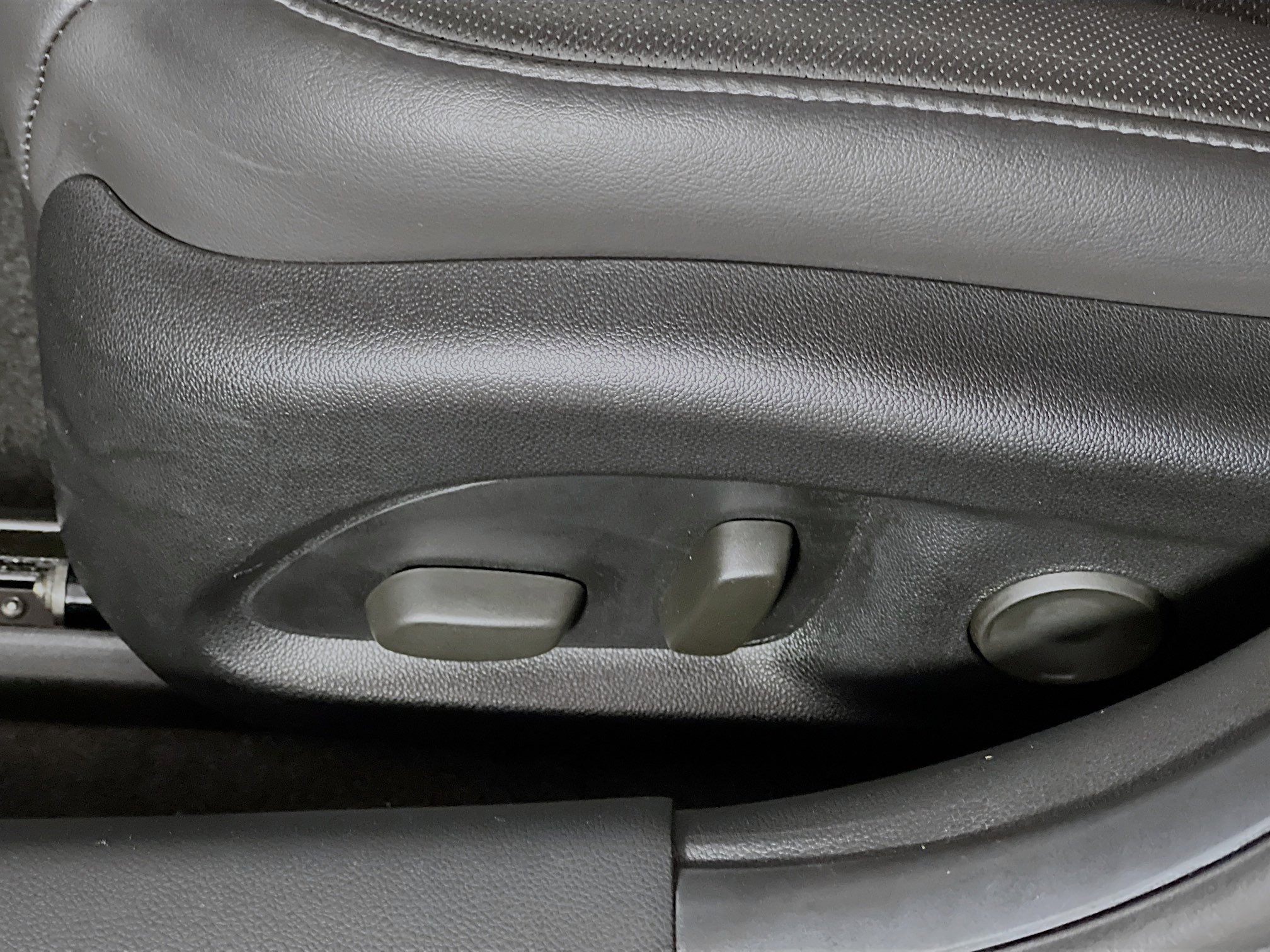 Used 2022 Cadillac CT4 Premium Luxury w/ Technology Package image 16