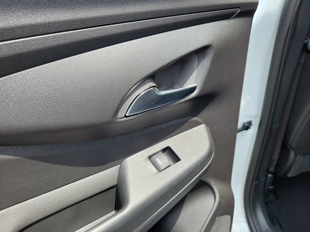 New 2026 Buick Envista Sport Touring w/ Convenience I Package FWD image 11