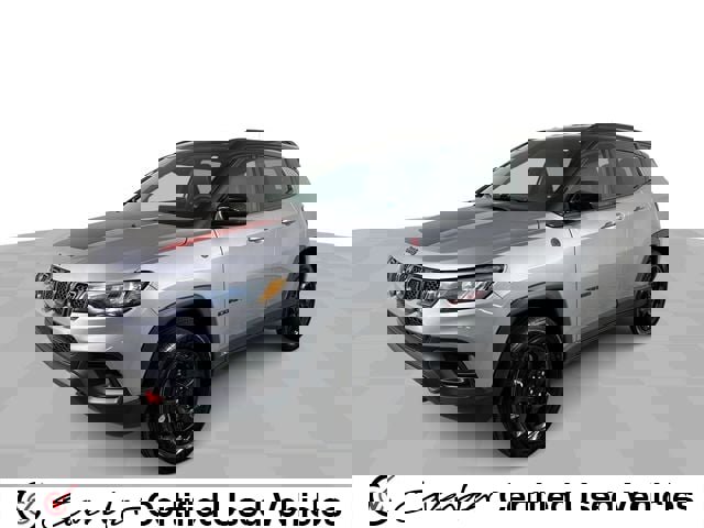 Used 2024 Jeep Compass Trailhawk image 1