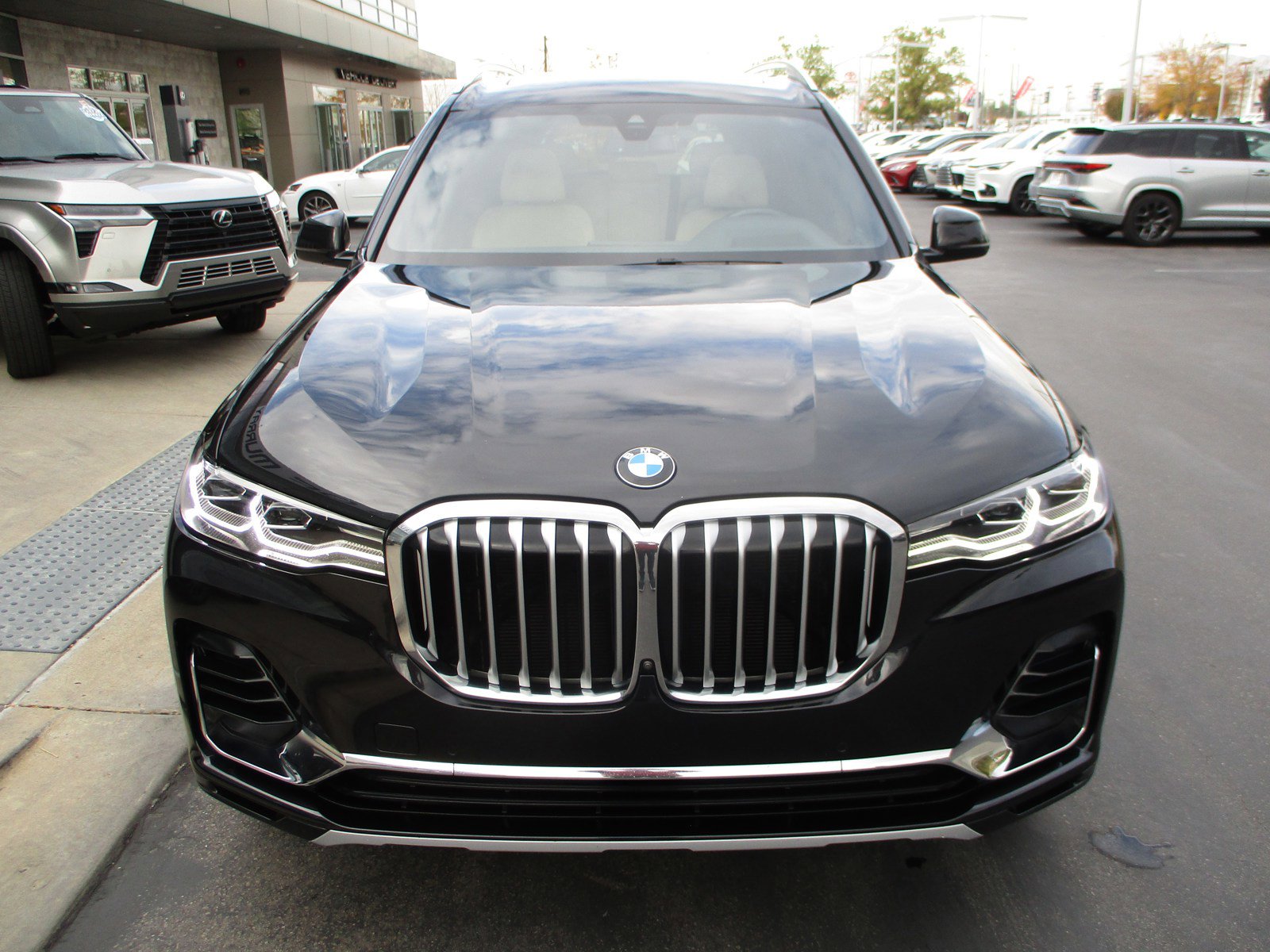 Used 2021 BMW X7 xDrive40i image 15