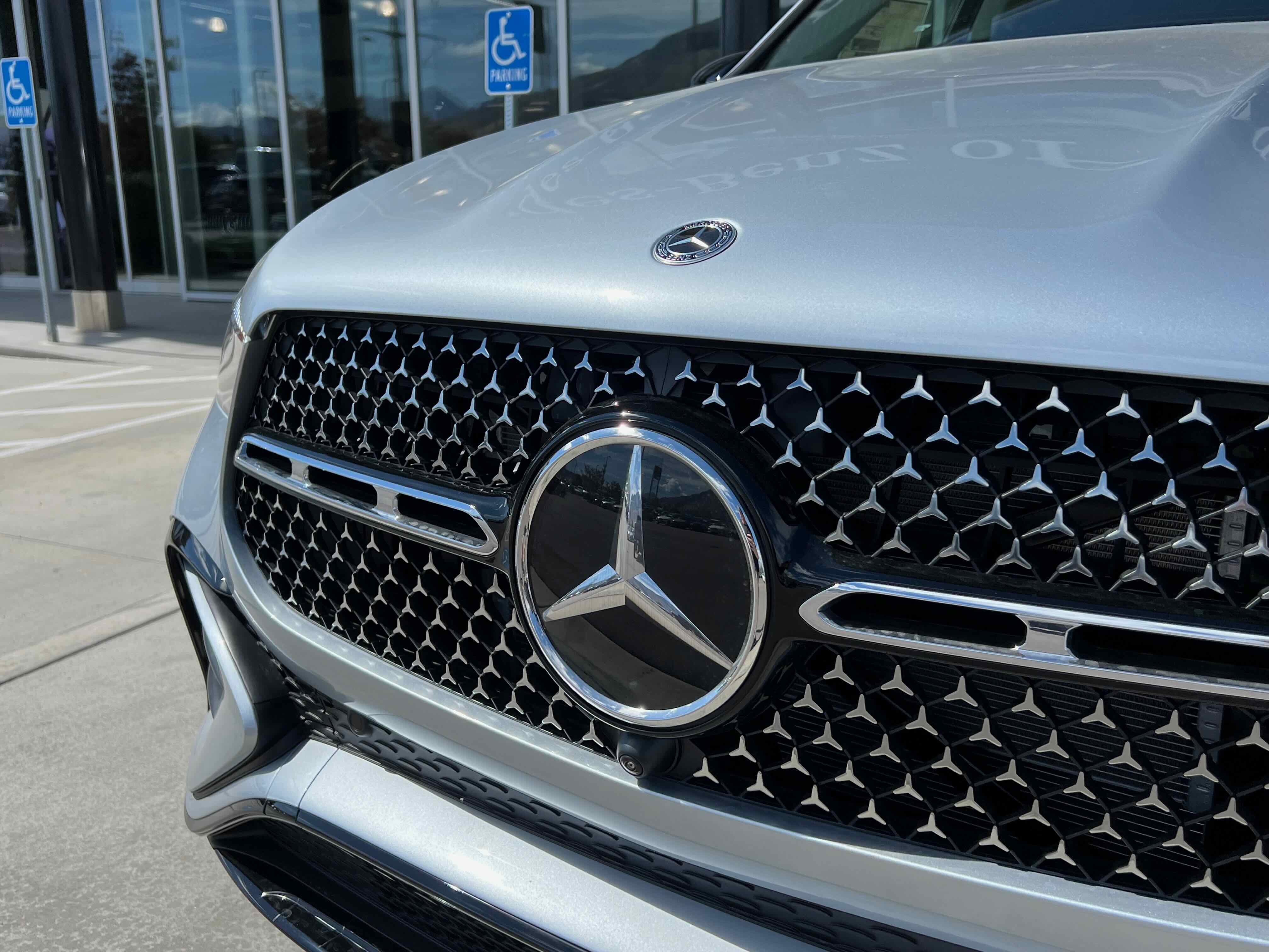 New 2026 Mercedes-Benz GLE 450 4MATIC image 3