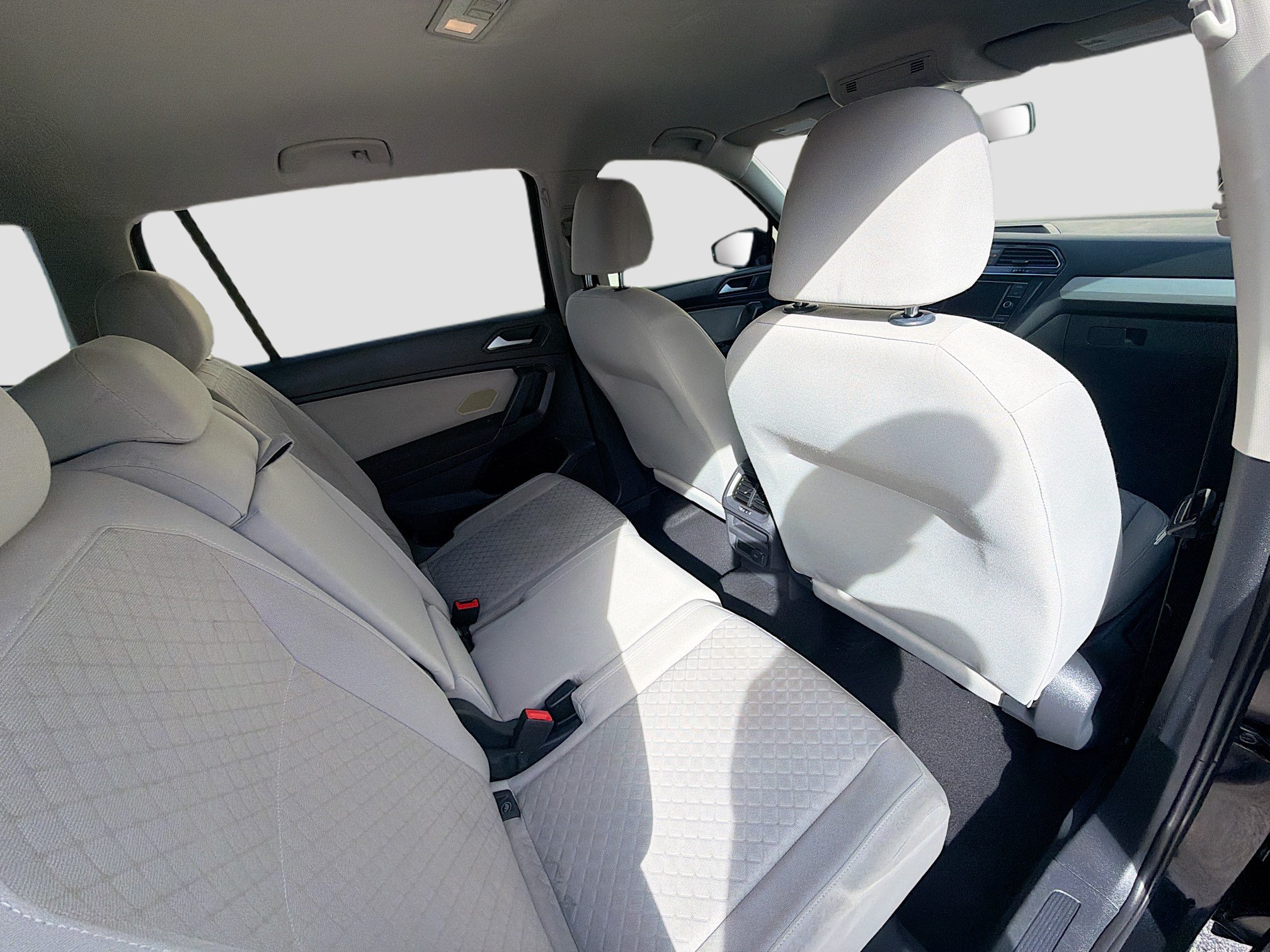 Used 2019 Volkswagen Tiguan S w/ Driver Assistance Package FWD image 29