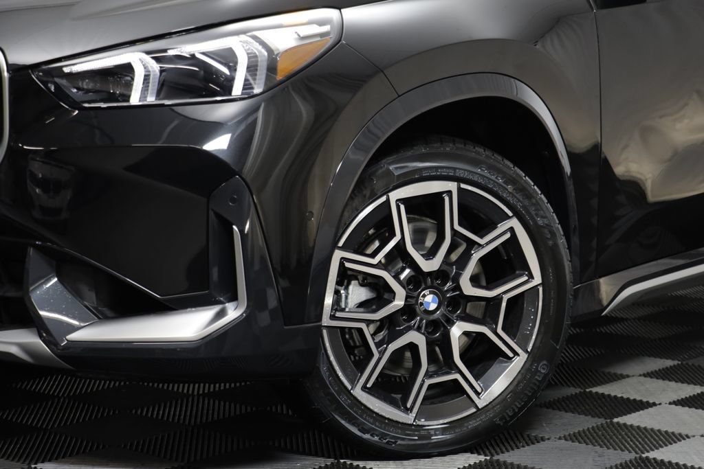 New 2026 BMW X1 xDrive28i w/ Technology Package AWD/4WD image 4