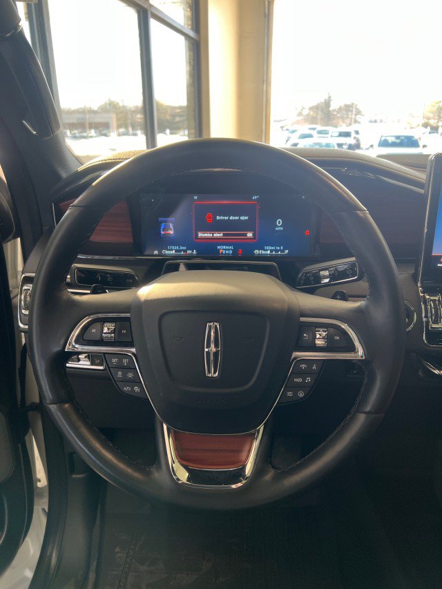 Used 2024 Lincoln Navigator Reserve AWD/4WD image 19