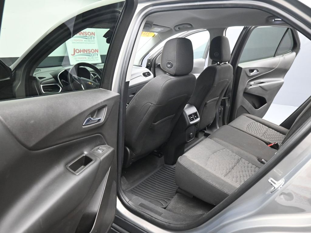 Used 2018 Chevrolet Equinox LT image 16