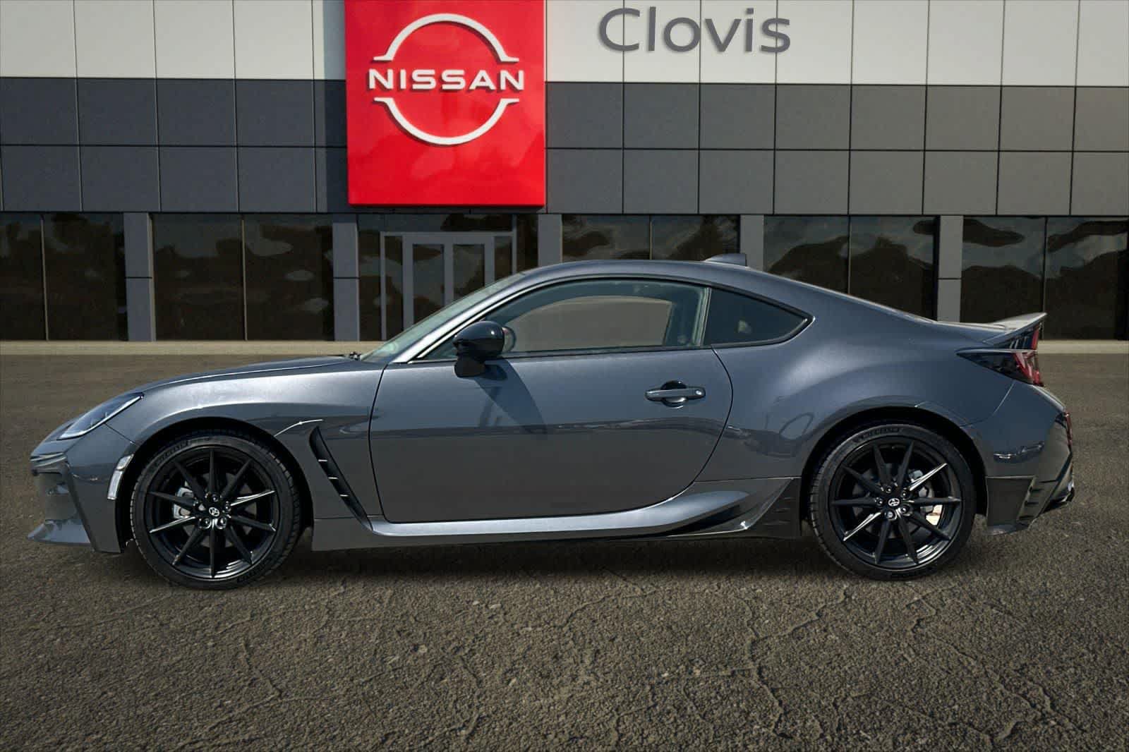 Used 2025 Toyota GR86 Premium RWD image 5
