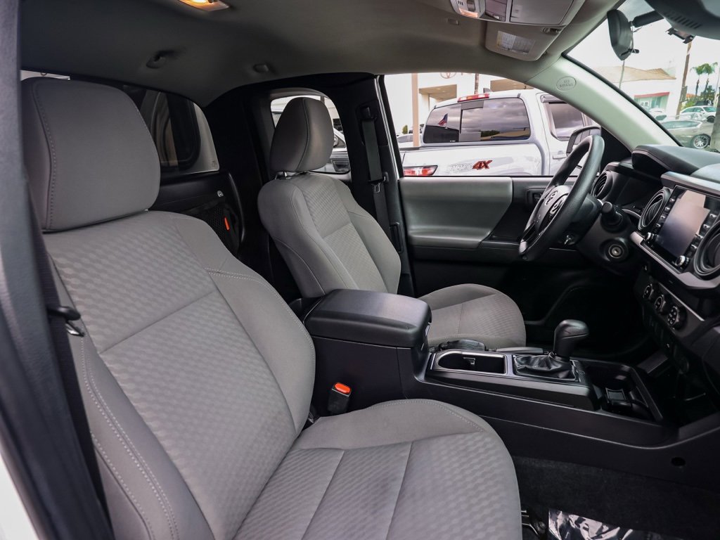 Used 2022 Toyota Tacoma SR image 23