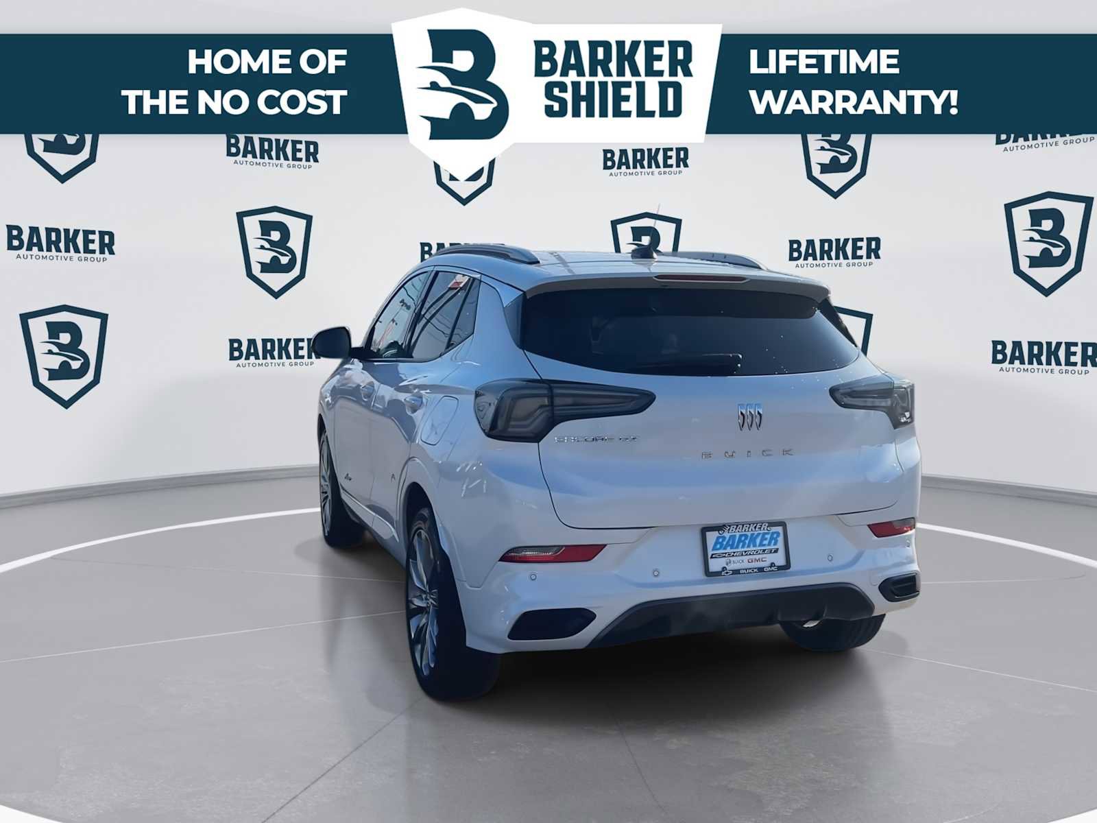 Used 2025 Buick Encore GX Avenir w/ Avenir Convenience Package FWD image 8