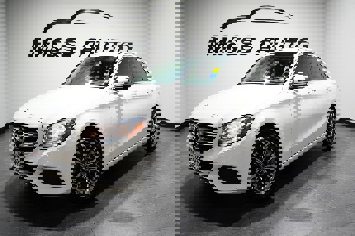 Used 2017 Mercedes-Benz C 300 Sedan image 2