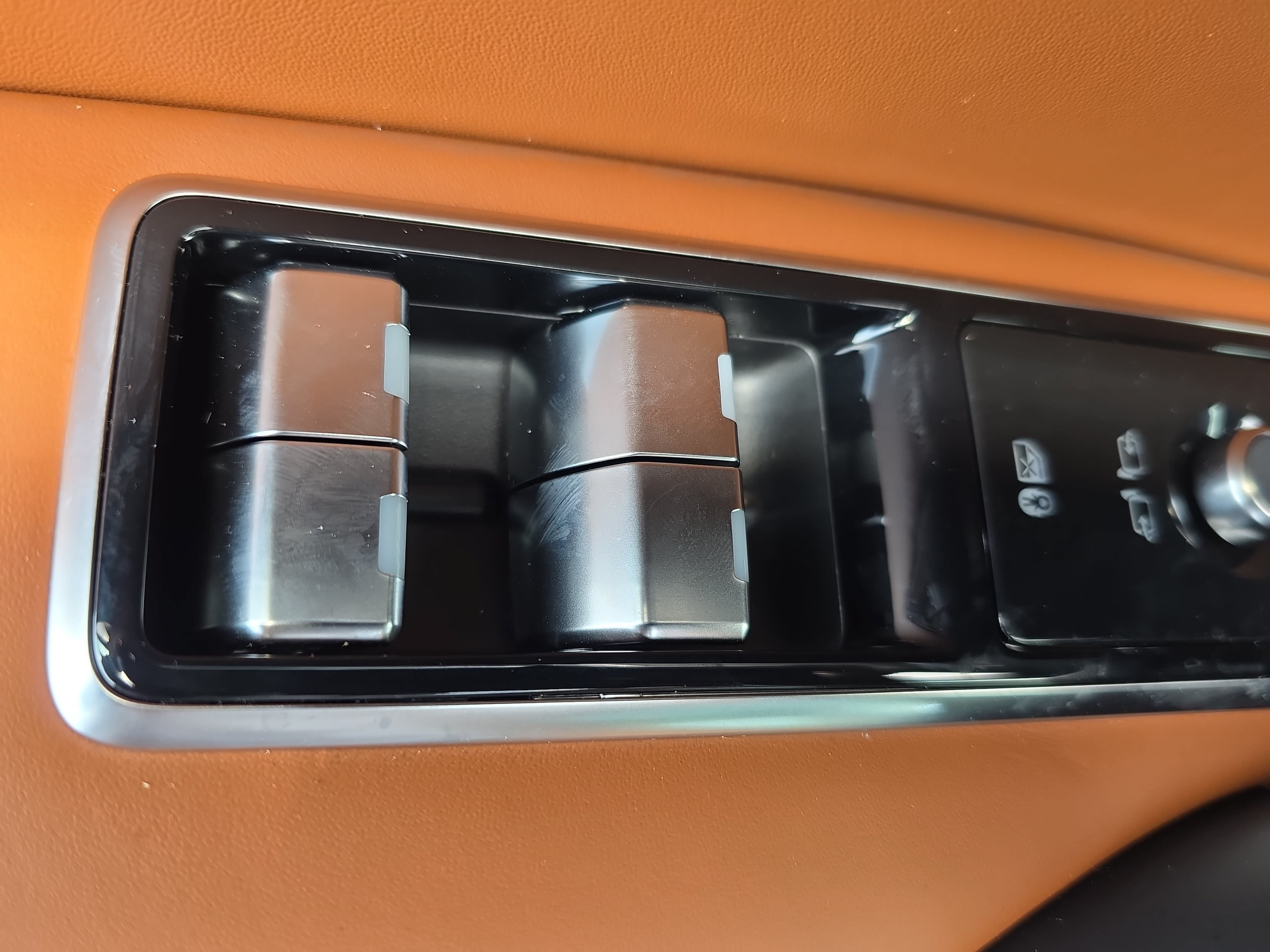 New 2026 Jaguar F-PACE R-Dynamic S AWD/4WD image 28