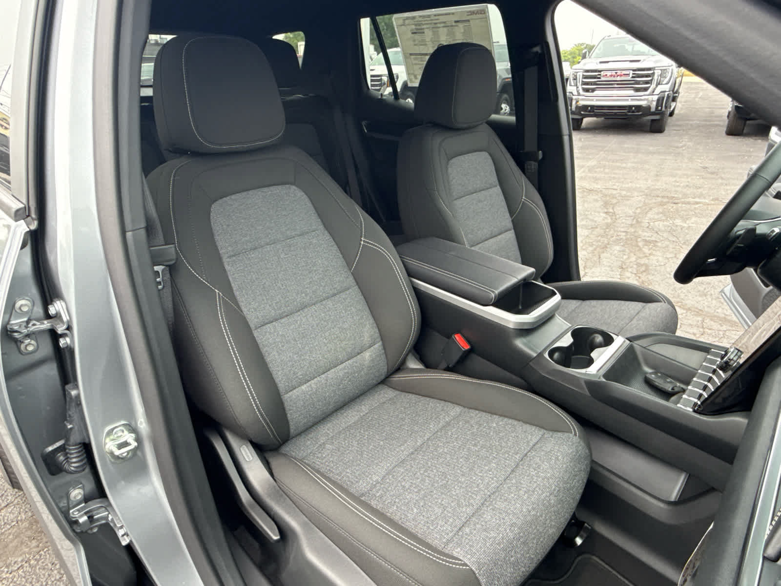 New 2027 GMC Terrain Elevation AWD/4WD image 25