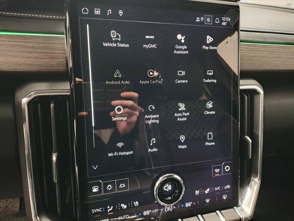 New 2026 GMC Acadia Denali w/ Super Cruise Package image 31