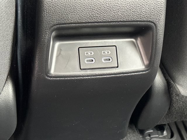 Used 2025 Toyota Corolla LE FWD image 11