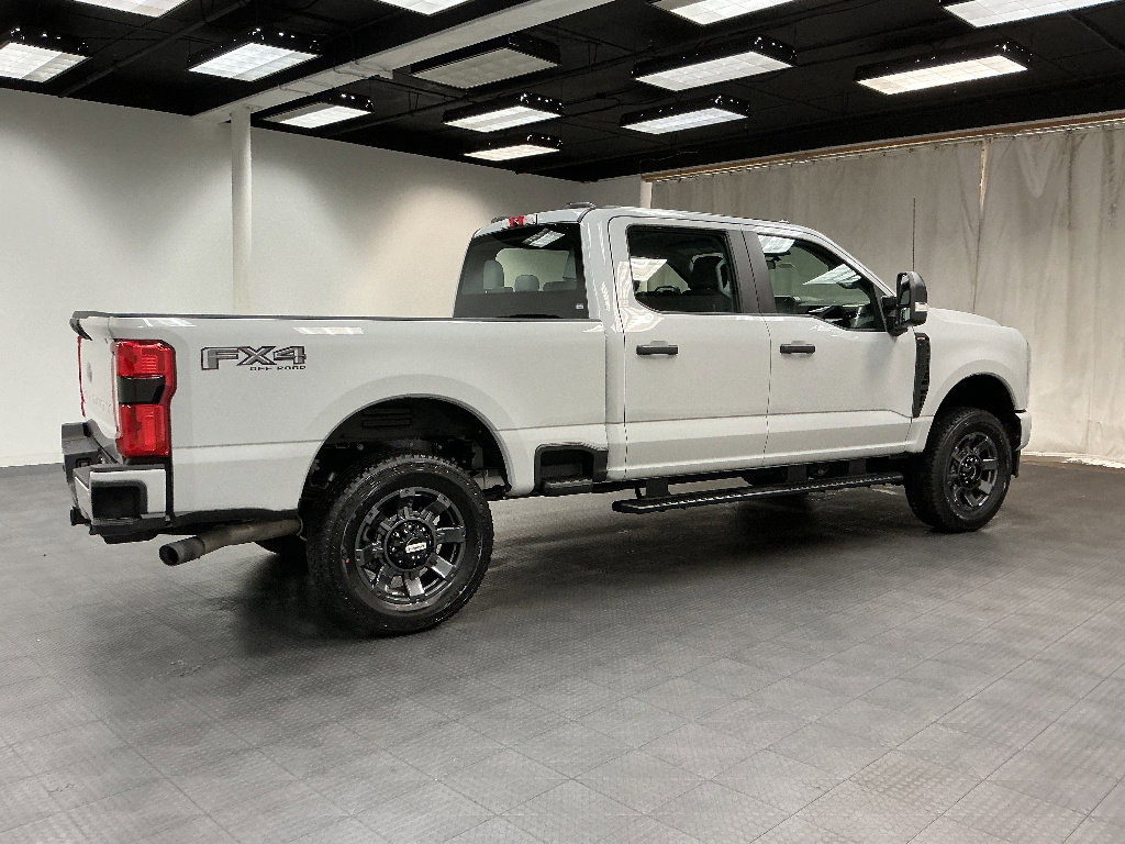 Used 2025 Ford F250 XL w/ STX Appearance Package AWD/4WD image 7