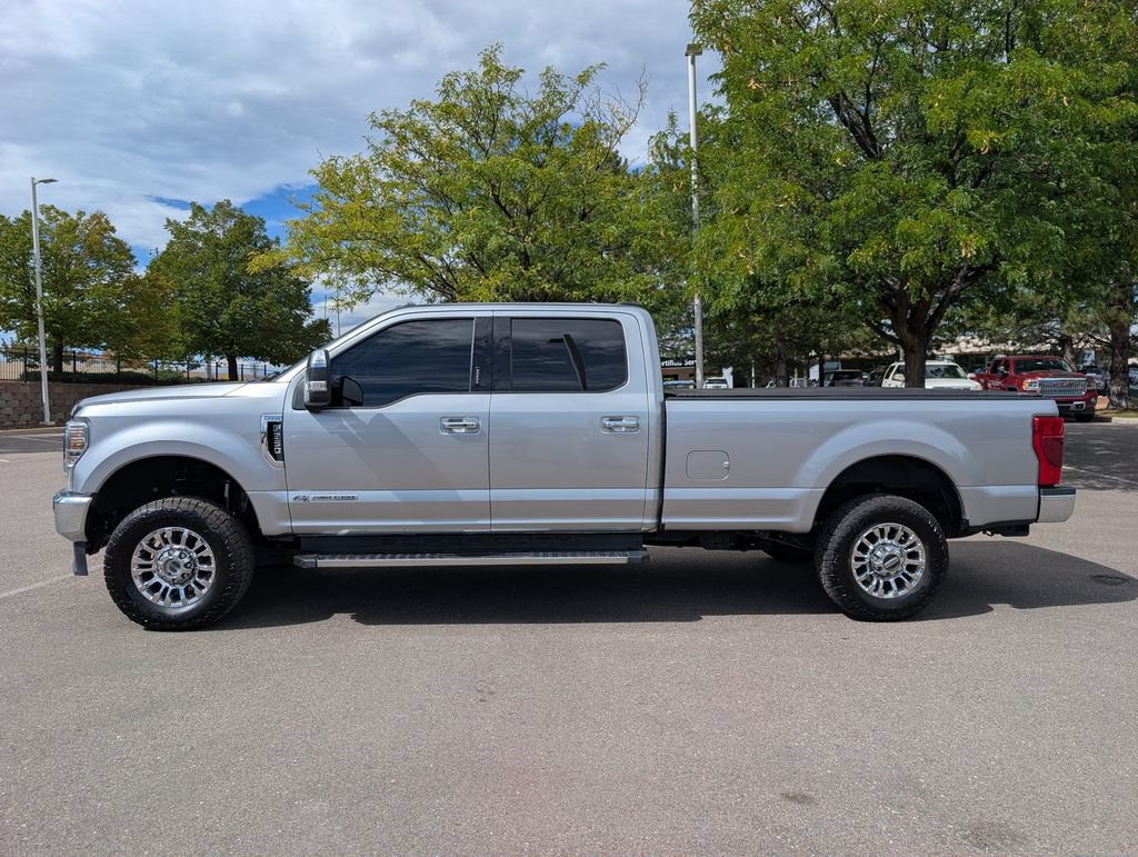 Used 2022 Ford F350 Lariat w/ Lariat Ultimate Package AWD/4WD image 3