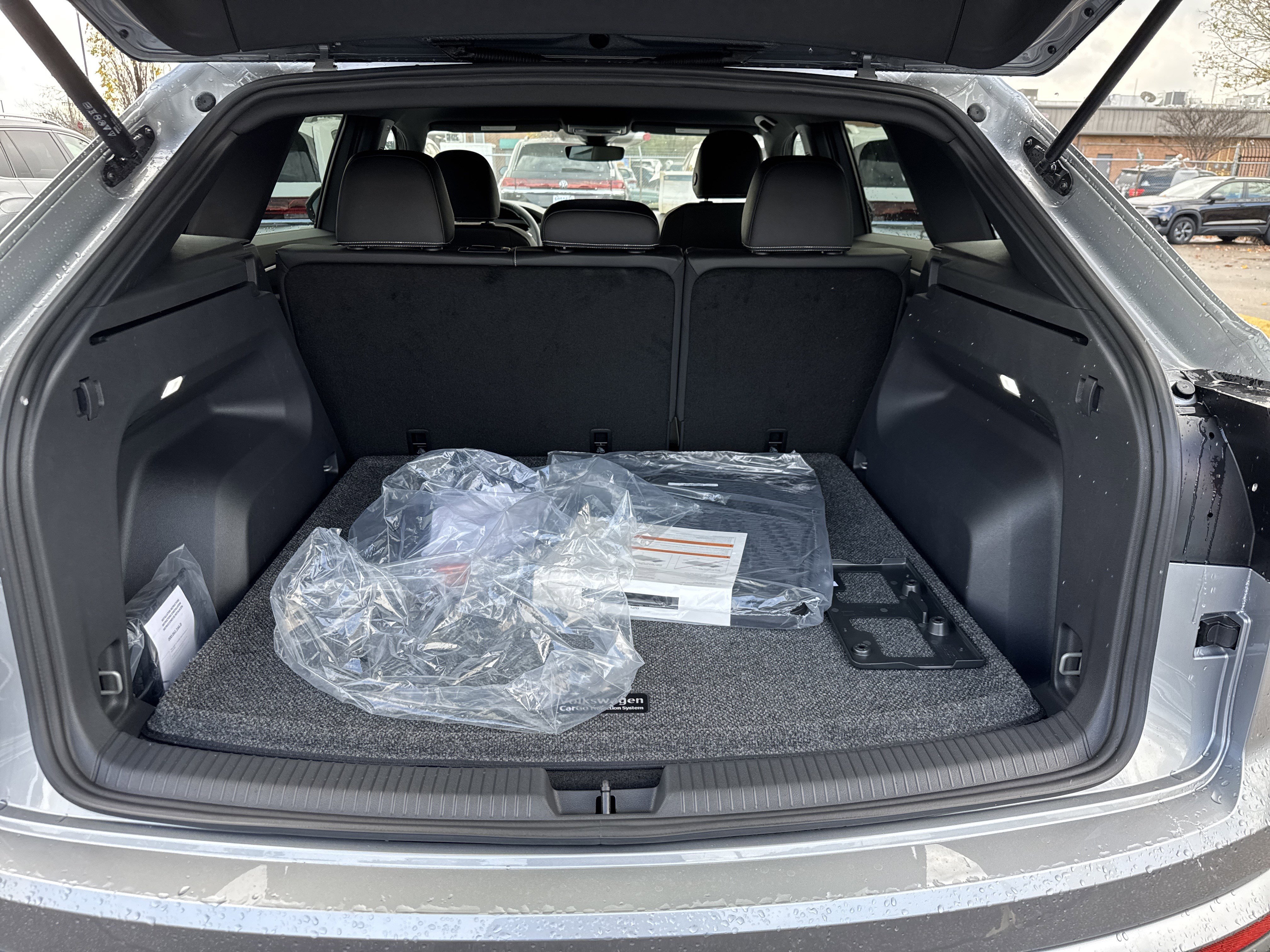 New 2026 Volkswagen Atlas Cross Sport SE image 4