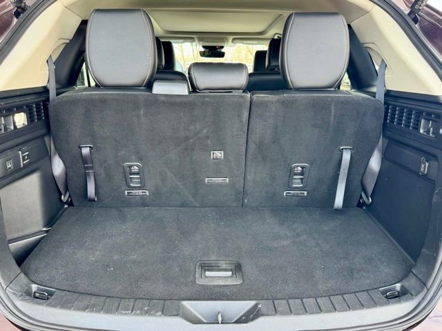 Used 2024 MAZDA CX-90 Plug-In Hybrid w/ Premium Pkg AWD/4WD image 12