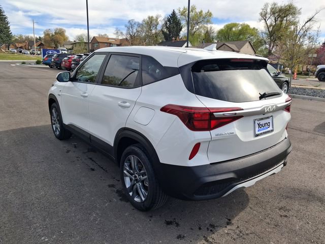 Used 2023 Kia Seltos LX AWD/4WD image 5