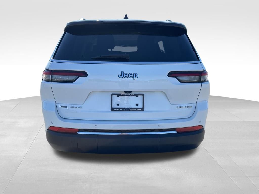 Used 2023 Jeep Grand Cherokee L Limited AWD/4WD image 6