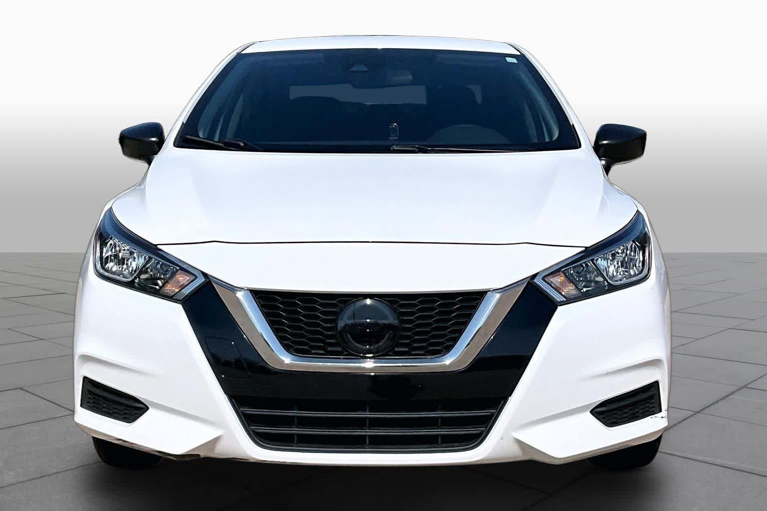 Used 2021 Nissan Versa S FWD image 4
