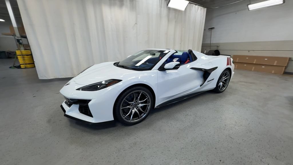 New 2027 Chevrolet Corvette Grand Sport w/ Grand Sport Launch Edition RWD image 4