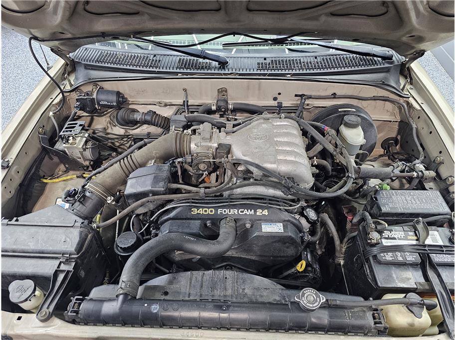 Used 2004 Toyota Tacoma 4x4 Xtracab V6 image 19