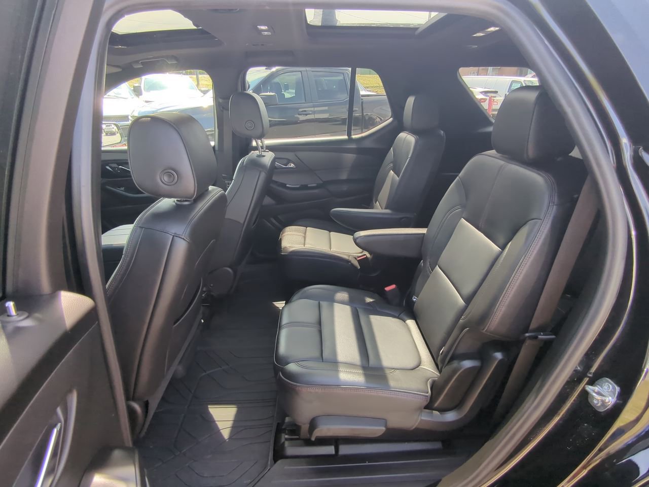 Used 2023 Chevrolet Traverse RS w/ LPO, Floor Liner Package AWD/4WD image 26