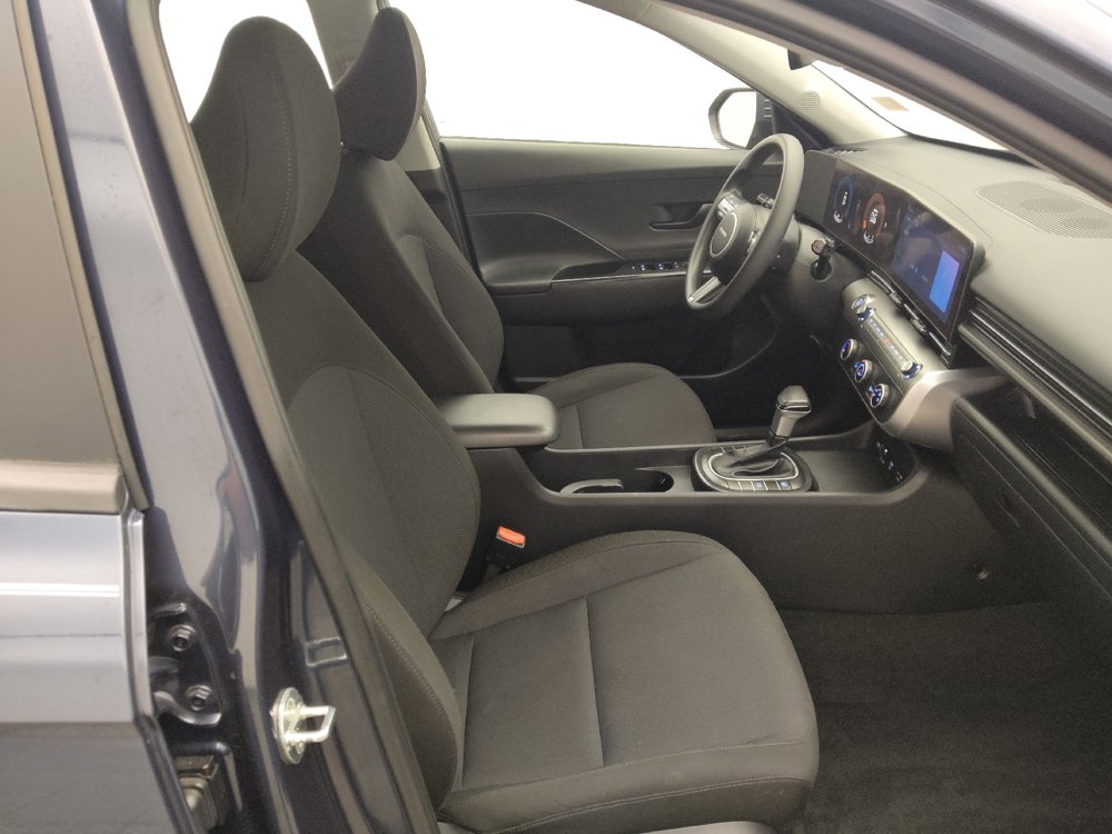 Used 2024 Hyundai Kona SE FWD image 21
