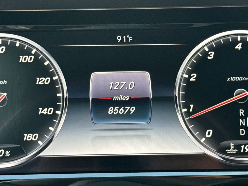 Used 2015 Mercedes-Benz S 550 Sedan image 28