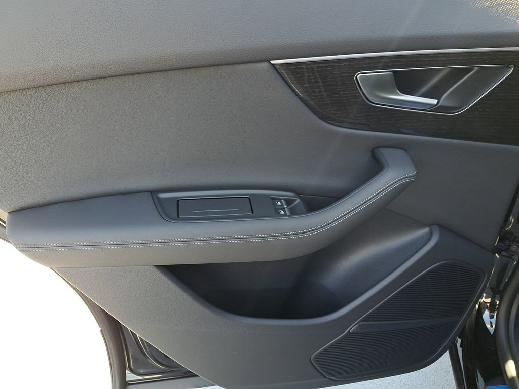 New 2026 Audi Q8 Premium Plus image 29