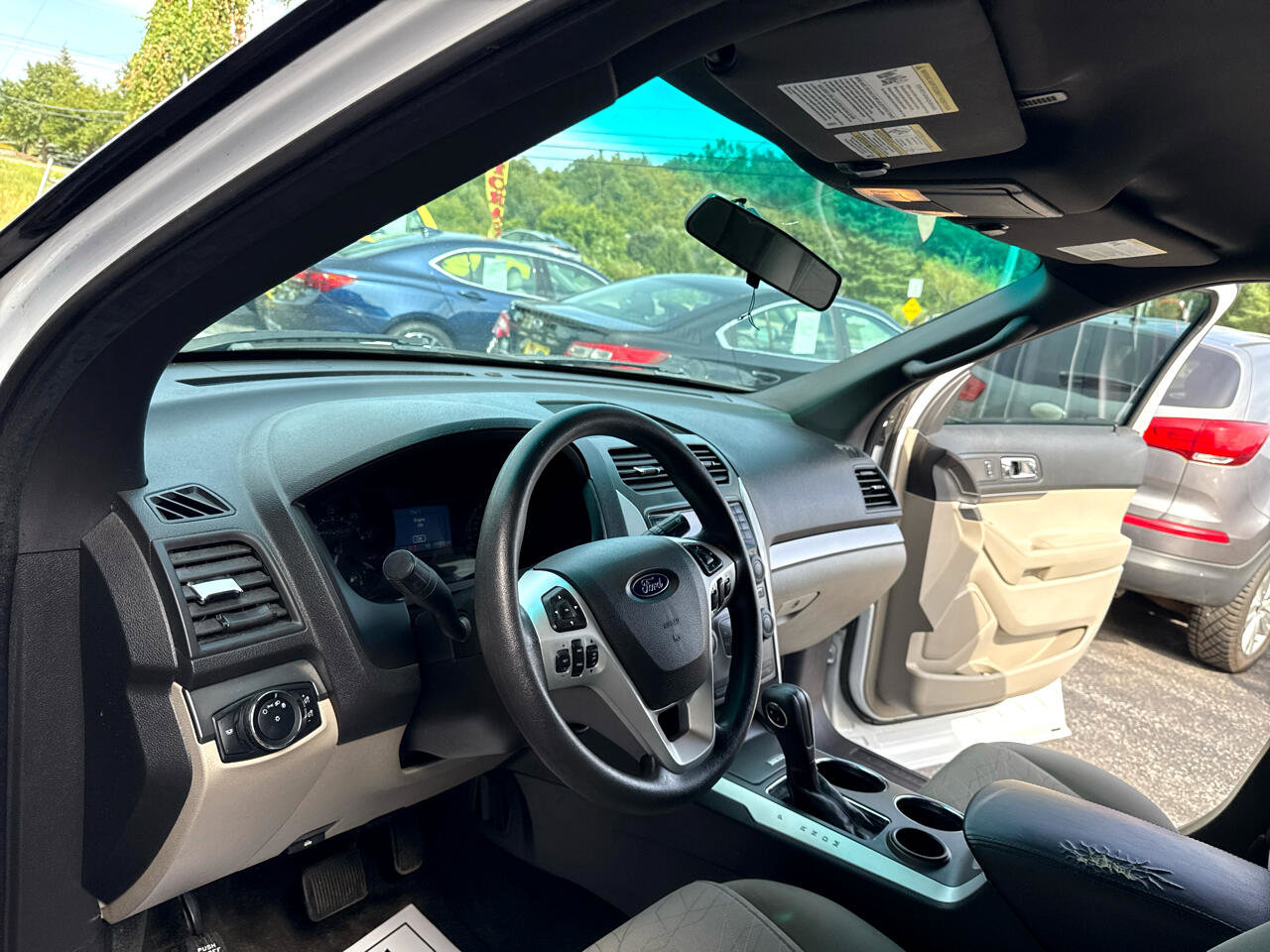 Used 2014 Ford Explorer FWD image 12