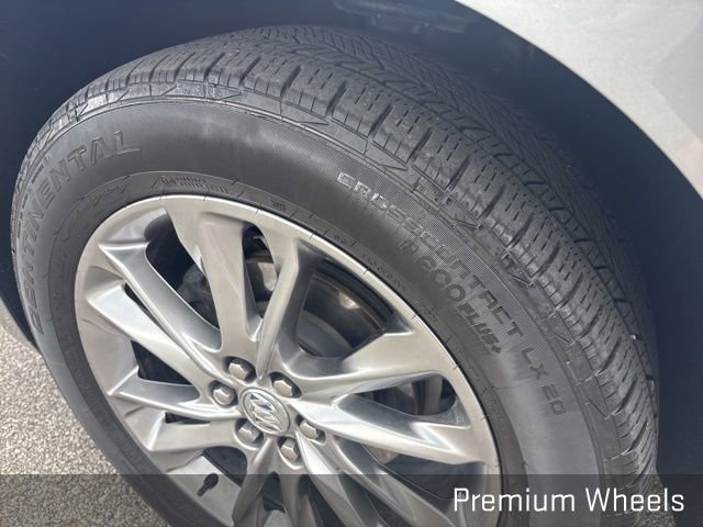 Used 2023 Buick Enclave Avenir w/ Avenir Technology Package image 24