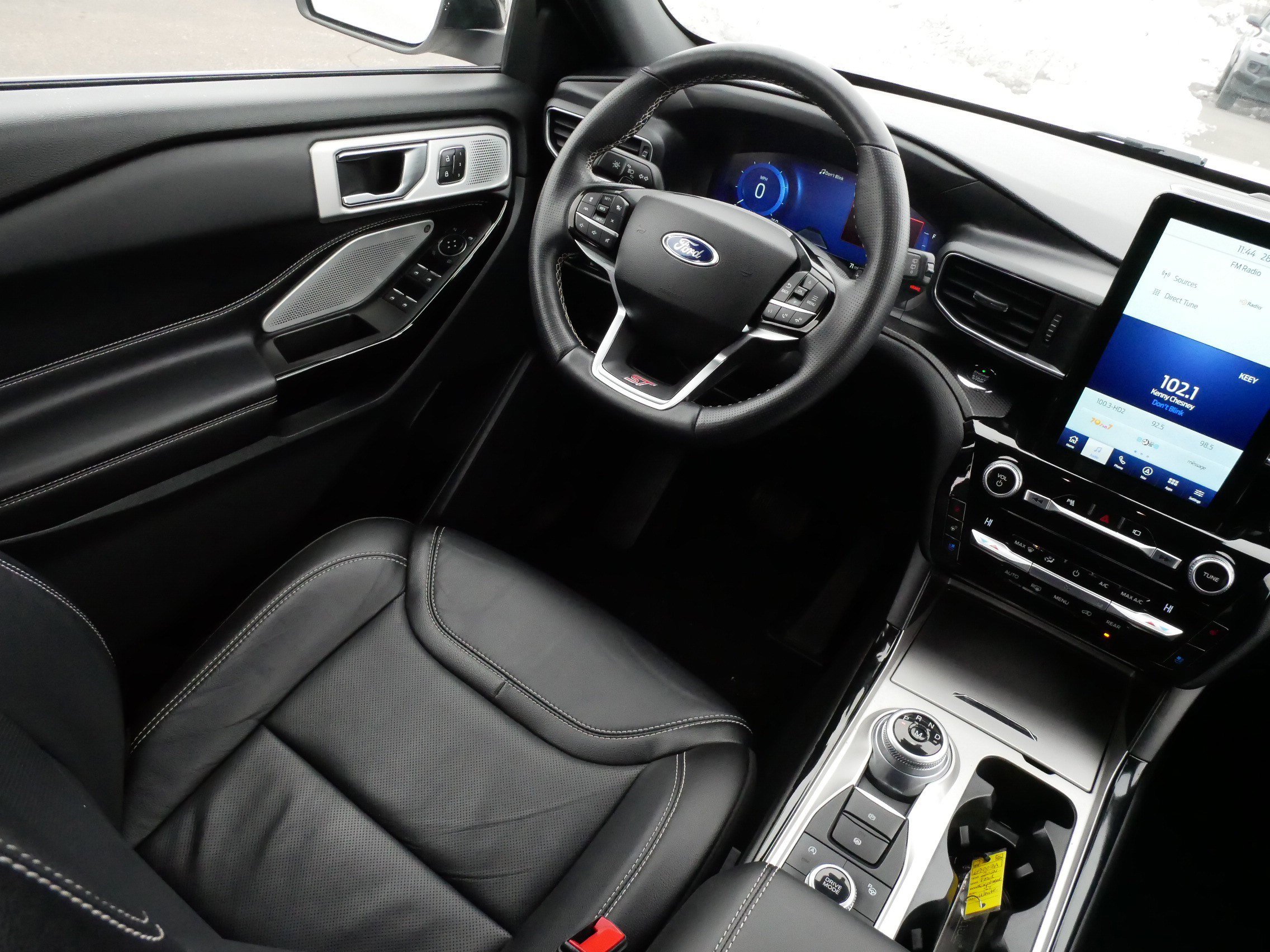 Used 2021 Ford Explorer ST w/ Equipment Group 401A image 9