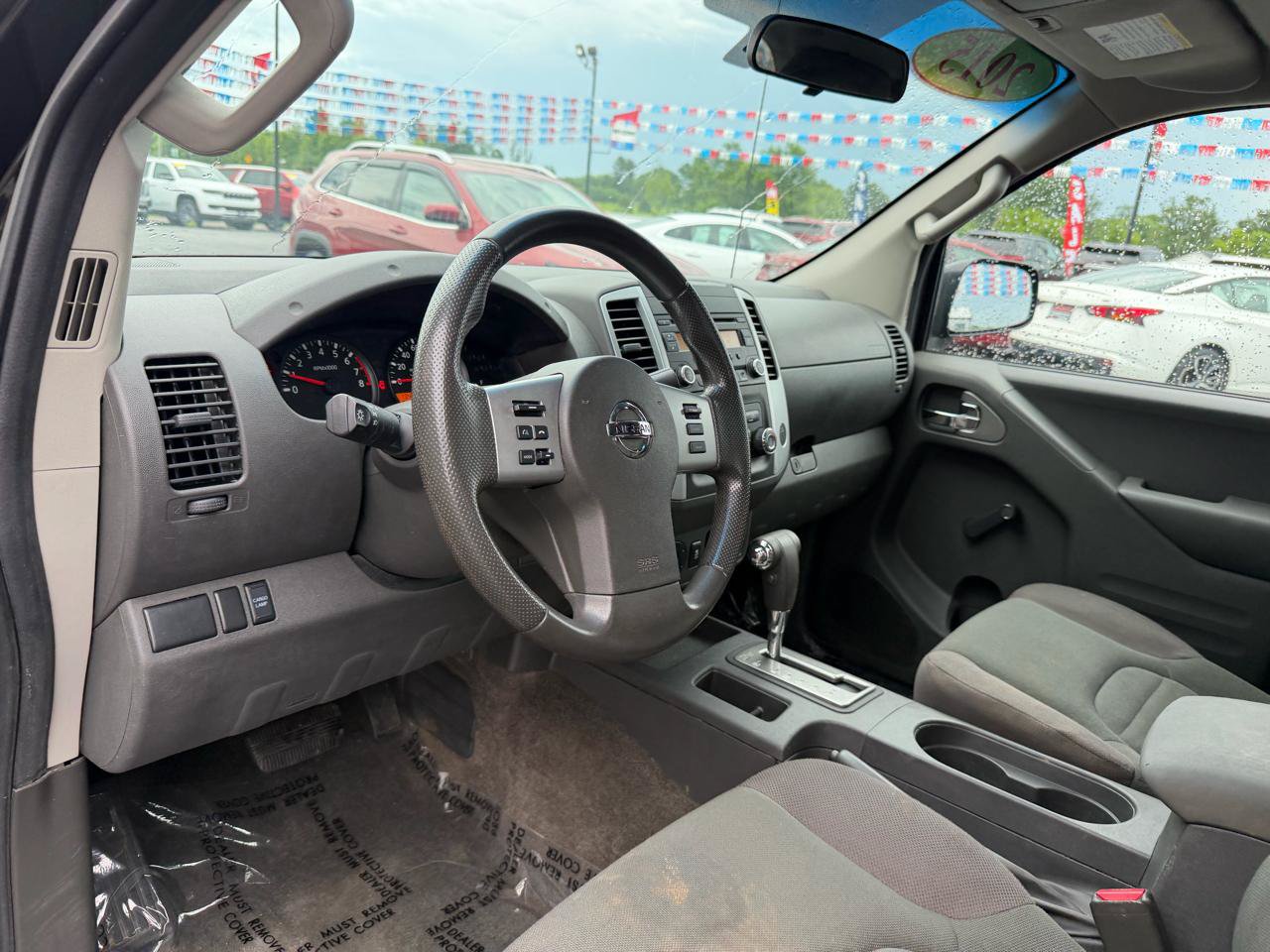 Used 2015 Nissan Frontier S RWD image 13