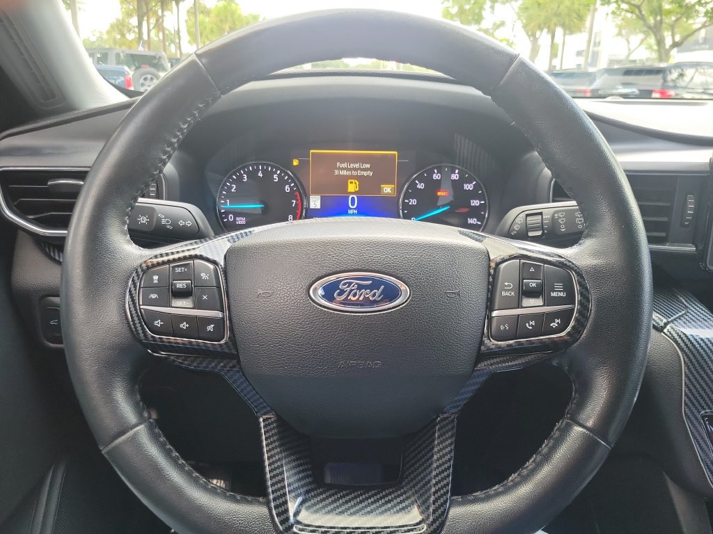 Used 2022 Ford Explorer XLT w/ Equipment Group 202A AWD/4WD image 21