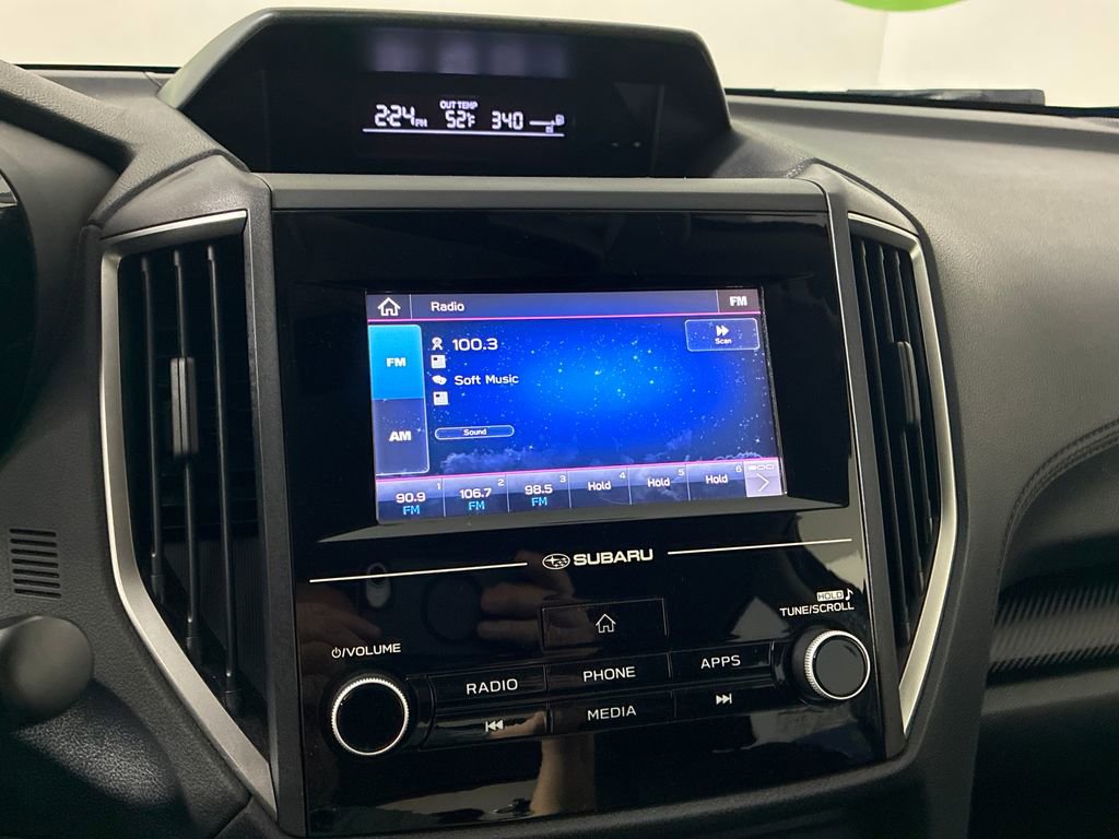 Certified 2022 Subaru Crosstrek 2.0i image 30