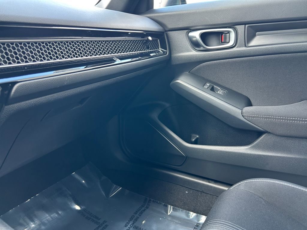 Used 2023 Honda Civic Sport image 28