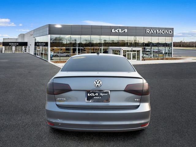 Used 2015 Volkswagen Jetta Sport FWD image 4